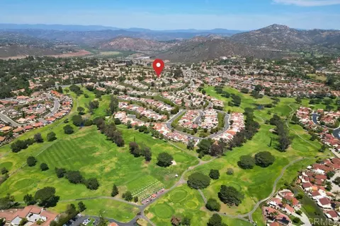 View/Area - 12876 Circulo Dardo, San Diego, CA 92128 photo 4 of 8