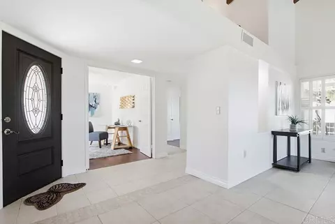 Entry Way - 12876 Circulo Dardo, San Diego, CA 92128 photo 1 of 2