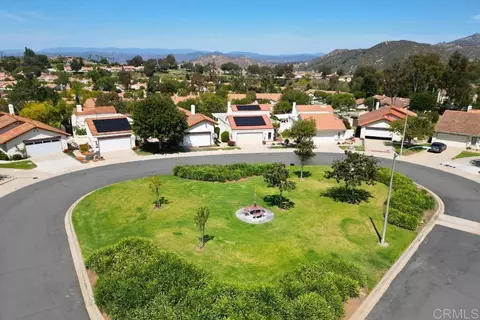 View/Area - 12876 Circulo Dardo, San Diego, CA 92128 photo 2 of 8