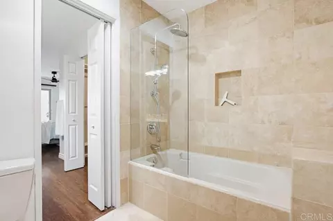 Bath - 12876 Circulo Dardo, San Diego, CA 92128 photo 2 of 4