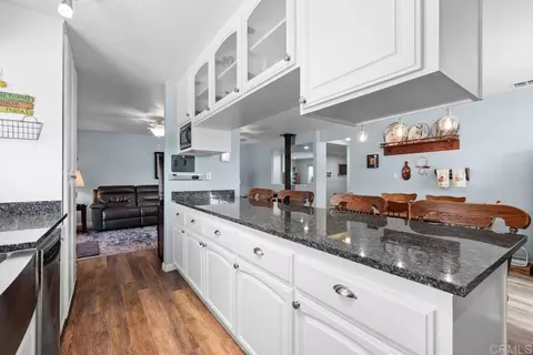 Kitchen - 13318 Scotsman Rd, Lakeside, CA 92040 photo 2 of 3