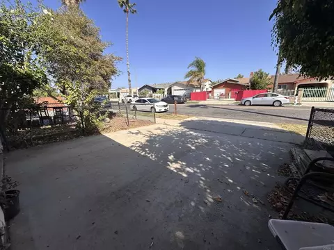 Exterior - 4750 Calle Estrella, Oceanside, CA 92057 photo 11 of 11