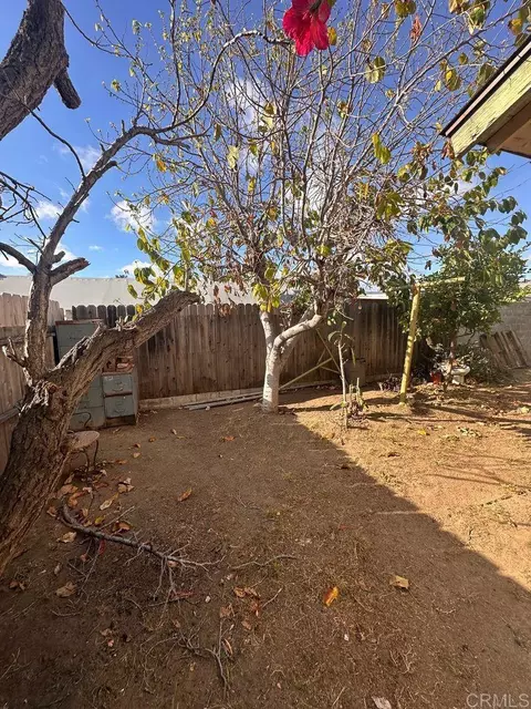 Exterior - 4750 Calle Estrella, Oceanside, CA 92057 photo 9 of 11
