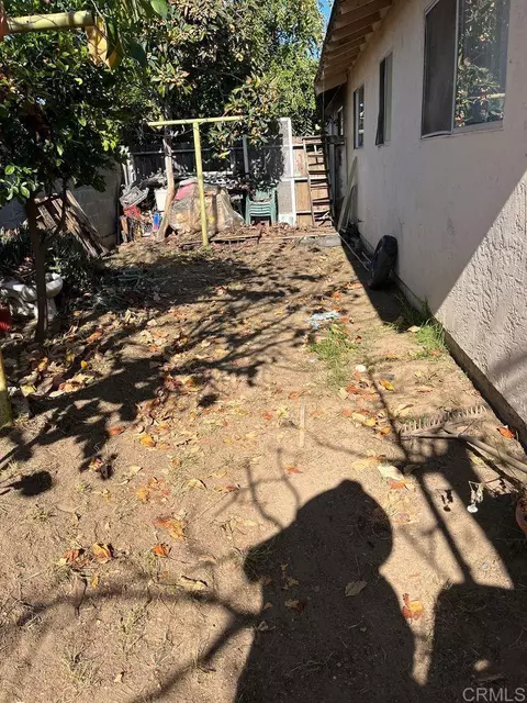 Exterior - 4750 Calle Estrella, Oceanside, CA 92057 photo 10 of 11