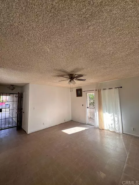 Living - 4750 Calle Estrella, Oceanside, CA 92057 photo 2 of 2
