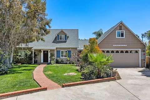 746 Sunrise Dr E, Vista, CA 92084
