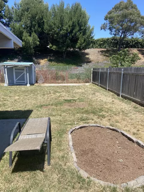 Exterior - 917 Broadview St, Spring Valley, CA 91977 photo 4 of 6
