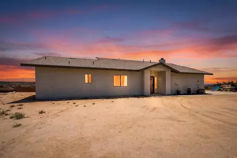 Exterior - 39230 Opalocka, Boulevard, CA 91905 photo 4 of 9