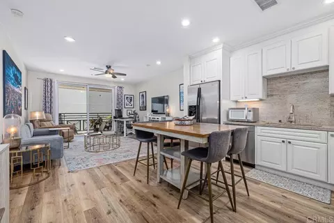 550 Park Blvd #2401, San Diego, CA 92101