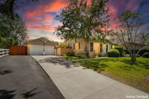 Exterior - 8917 Lemon Ave, La Mesa, CA 91941 photo 3 of 26