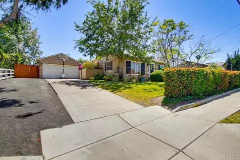 Exterior - 8917 Lemon Ave, La Mesa, CA 91941 photo 4 of 26