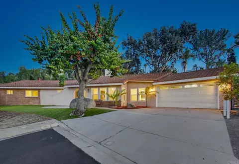 925 E Chase Ave, El Cajon, CA 92020