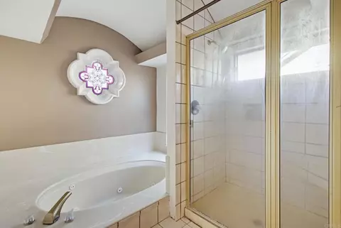 Bath - 925 E Chase Ave, El Cajon, CA 92020 photo 5 of 7