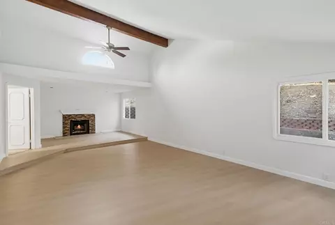 Living - 925 E Chase Ave, El Cajon, CA 92020 photo 5 of 7