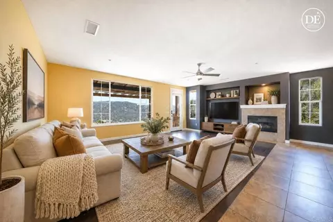 Living - 22963 Stokes Rd, Ramona, CA 92065 photo 2 of 4