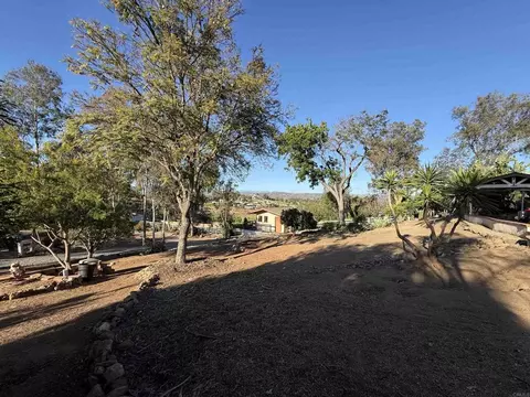 Exterior - 1238 Cedar St, Ramona, CA 92065 photo 5 of 23
