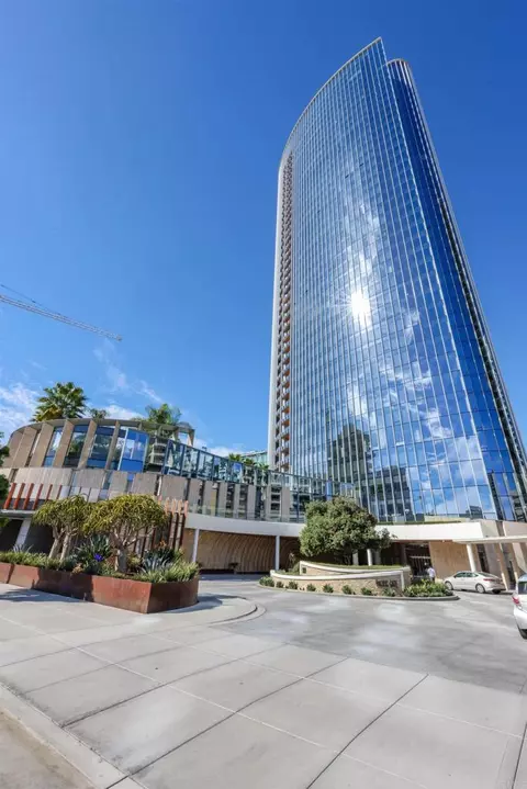 888 W E St #3902, San Diego, CA 92101