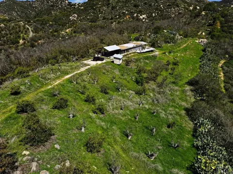 Exterior - 2339 Green Valley Rd, Fallbrook, CA 92028 photo 2 of 8
