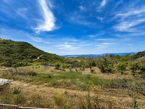 Exterior - 2339 Green Valley Rd, Fallbrook, CA 92028 photo 8 of 8