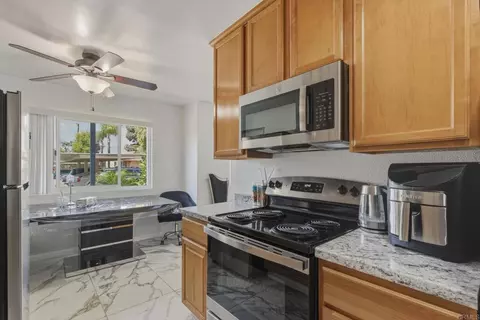 Kitchen - 505 E Madison Ave #76, El Cajon, CA 92020 photo 2 of 2