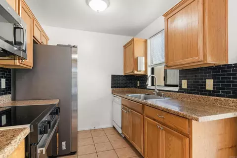 Kitchen - 12553 Mapleview St #3, Lakeside, CA 92040 photo 2 of 3