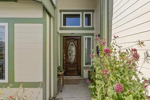 Entry Way - 13632 Janette Ln, Poway, CA 92064 photo 1 of 2