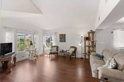 Living - 13632 Janette Ln, Poway, CA 92064 photo 1 of 2