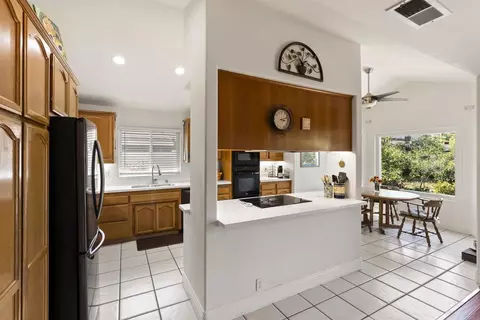 Kitchen - 13632 Janette Ln, Poway, CA 92064 photo 2 of 4