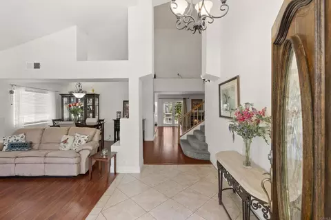 Entry Way - 13632 Janette Ln, Poway, CA 92064 photo 2 of 2