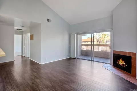 10350 Caminito Cuevo #111, San Diego, CA 92108