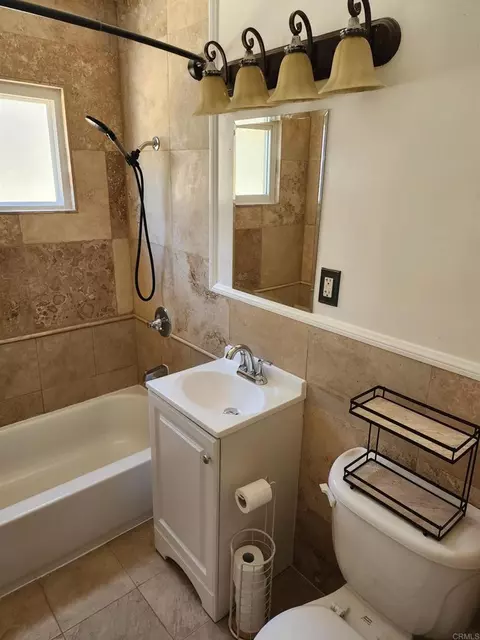 Bath - 388 N Pierce St, El Cajon, CA 92020 photo 3 of 3