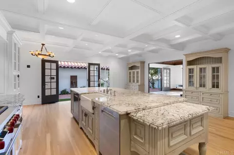 Kitchen - 1015 Alameda Blvd, Coronado, CA 92118 photo 7 of 10
