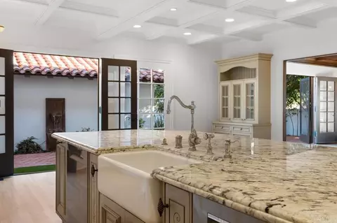 Kitchen - 1015 Alameda Blvd, Coronado, CA 92118 photo 10 of 10