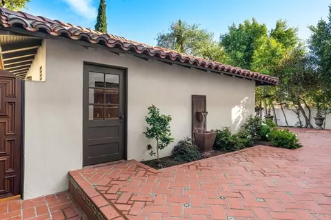 Exterior - 1015 Alameda Blvd, Coronado, CA 92118 photo 16 of 20