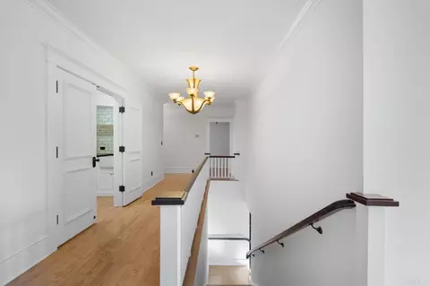 Entry Way - 1015 Alameda Blvd, Coronado, CA 92118 photo 3 of 4