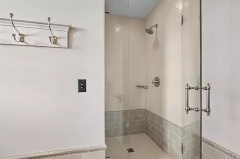 Bath - 1015 Alameda Blvd, Coronado, CA 92118 photo 11 of 12