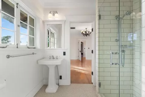 Bath - 1015 Alameda Blvd, Coronado, CA 92118 photo 8 of 12