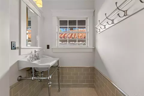 Bath - 1015 Alameda Blvd, Coronado, CA 92118 photo 12 of 12