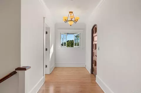 Entry Way - 1015 Alameda Blvd, Coronado, CA 92118 photo 4 of 4