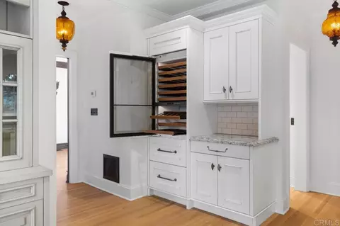 Kitchen - 1015 Alameda Blvd, Coronado, CA 92118 photo 5 of 10