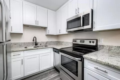 Kitchen - 4281 Lowell St #23, La Mesa, CA 91941 photo 2 of 5