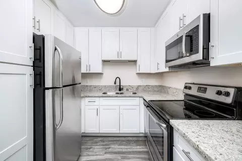 Kitchen - 4281 Lowell St #23, La Mesa, CA 91941 photo 3 of 5