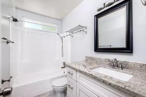 Bath - 4281 Lowell St #23, La Mesa, CA 91941 photo 2 of 2