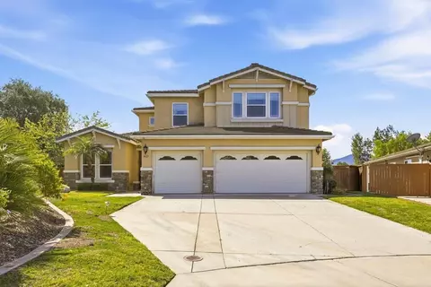 1627 Stonehaven Ct, El Cajon, CA 92019