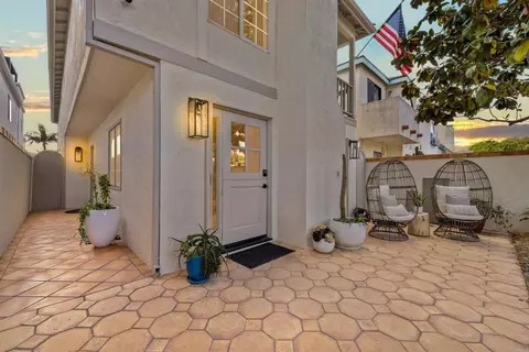 Exterior - 274 J Ave, Coronado, CA 92118 photo 7 of 12