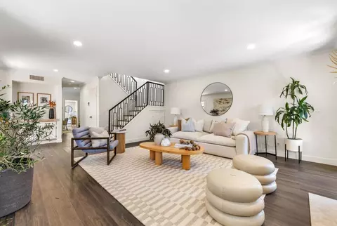 Living - 274 J Ave, Coronado, CA 92118 photo 3 of 7
