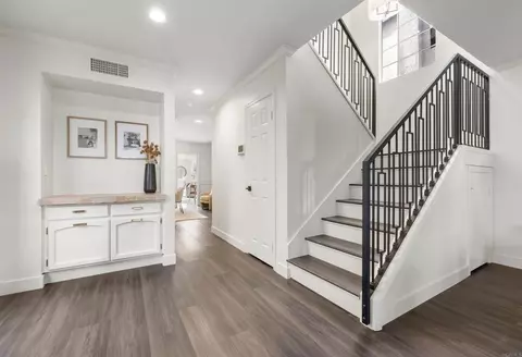 Entry Way - 274 J Ave, Coronado, CA 92118 photo 1 of 5