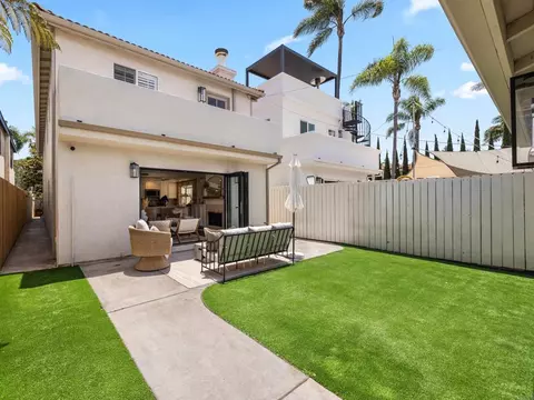 Exterior - 274 J Ave, Coronado, CA 92118 photo 10 of 12