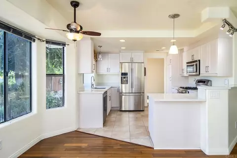 10137 Greenleaf, Spring Valley, CA 91977 photo 9