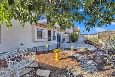 10137 Greenleaf, Spring Valley, CA 91977 photo 55